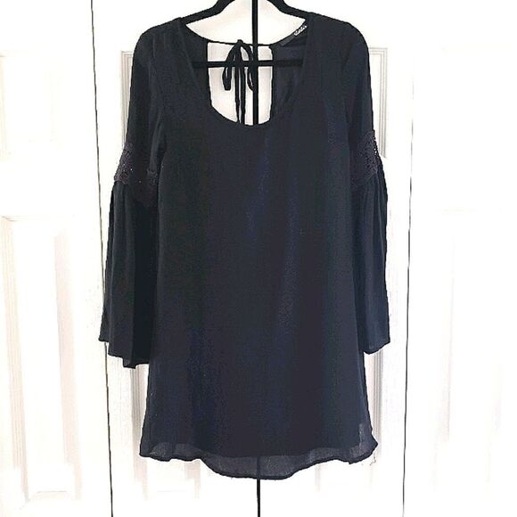 Lulu's Boho Black Bell Sleeve V Back Mini Dress Small - Picture 1 of 8
